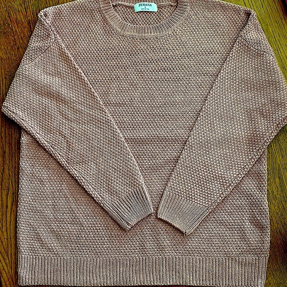 Zenana Outfitters Sweaters - NWOT Zenana Sweater